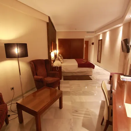 Hotell Balcon De Europa 4*
