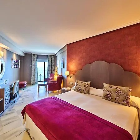 Balcon De Europa Hotel 4*