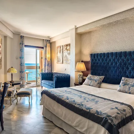 Hotel Balcón De Europa 4*