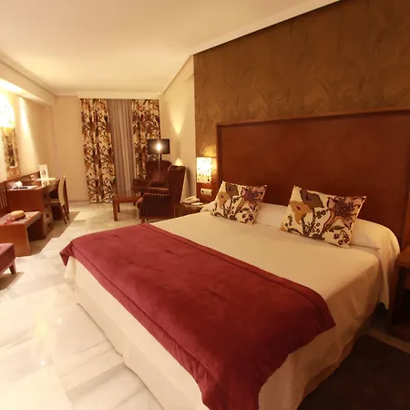 Balcón De Europa Hotel
